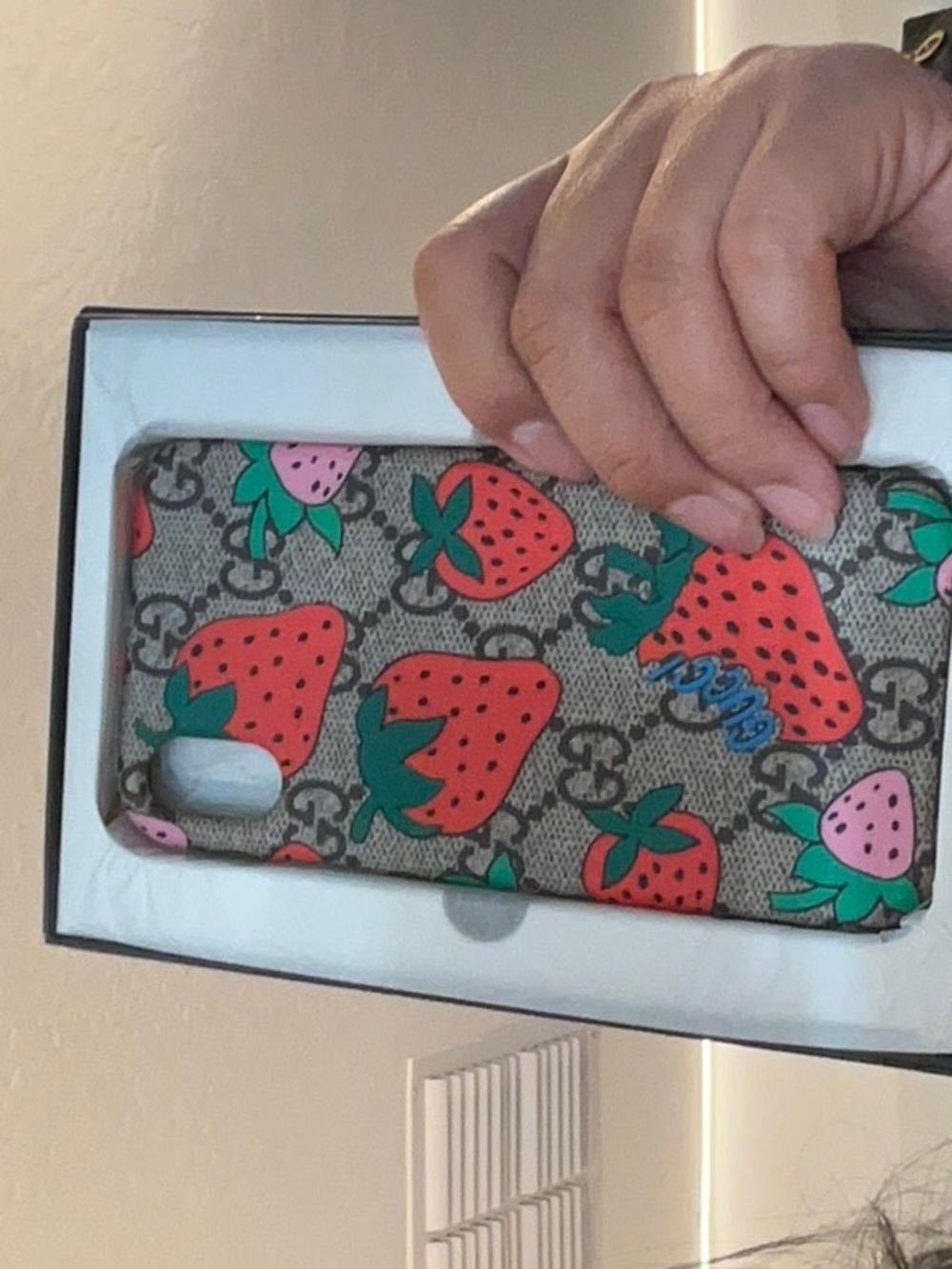 94. gucci case sold as is desc in live no cancel/noreturns
